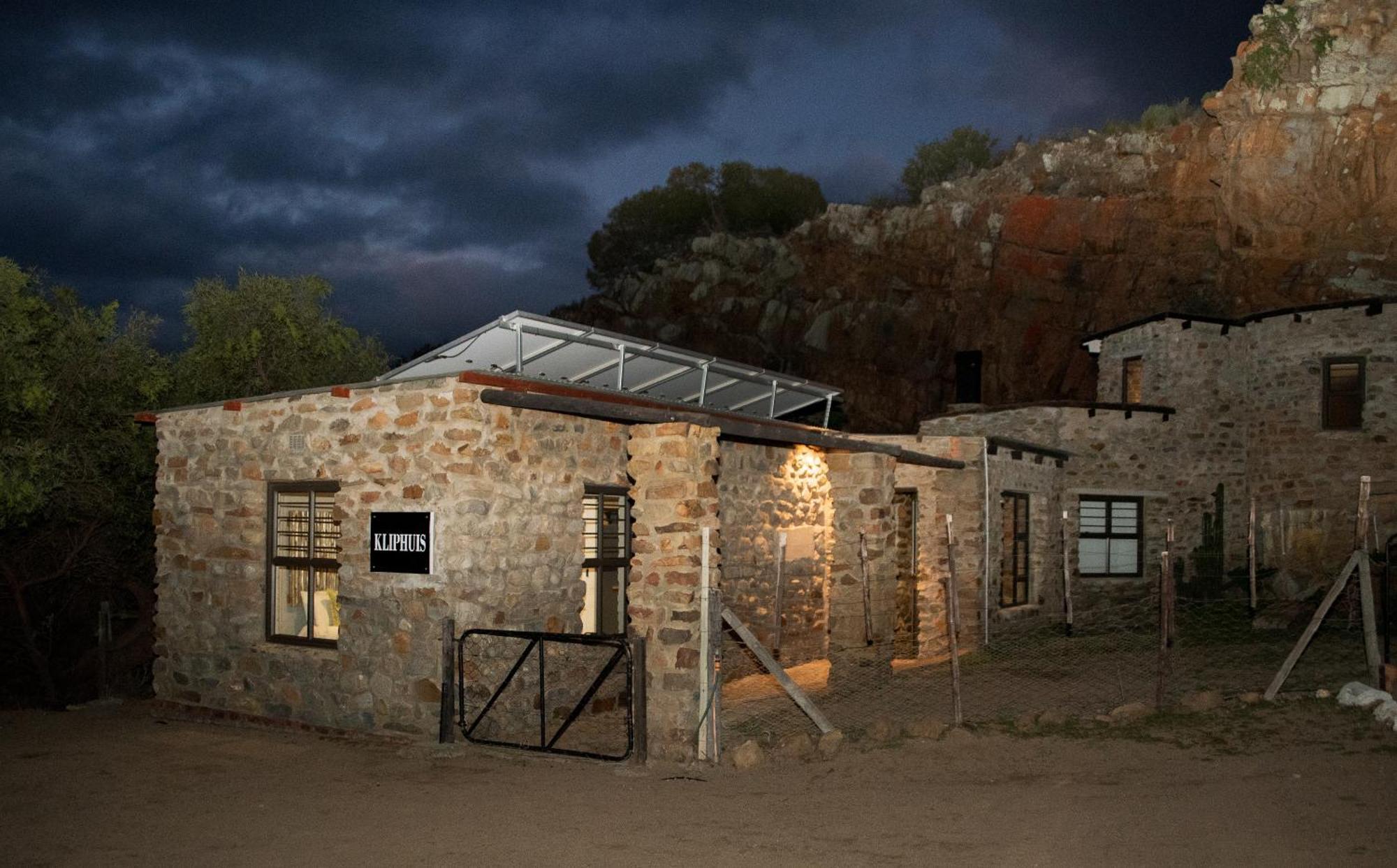 Desert Wind Private Guest And Game Farm Montagu Exteriör bild