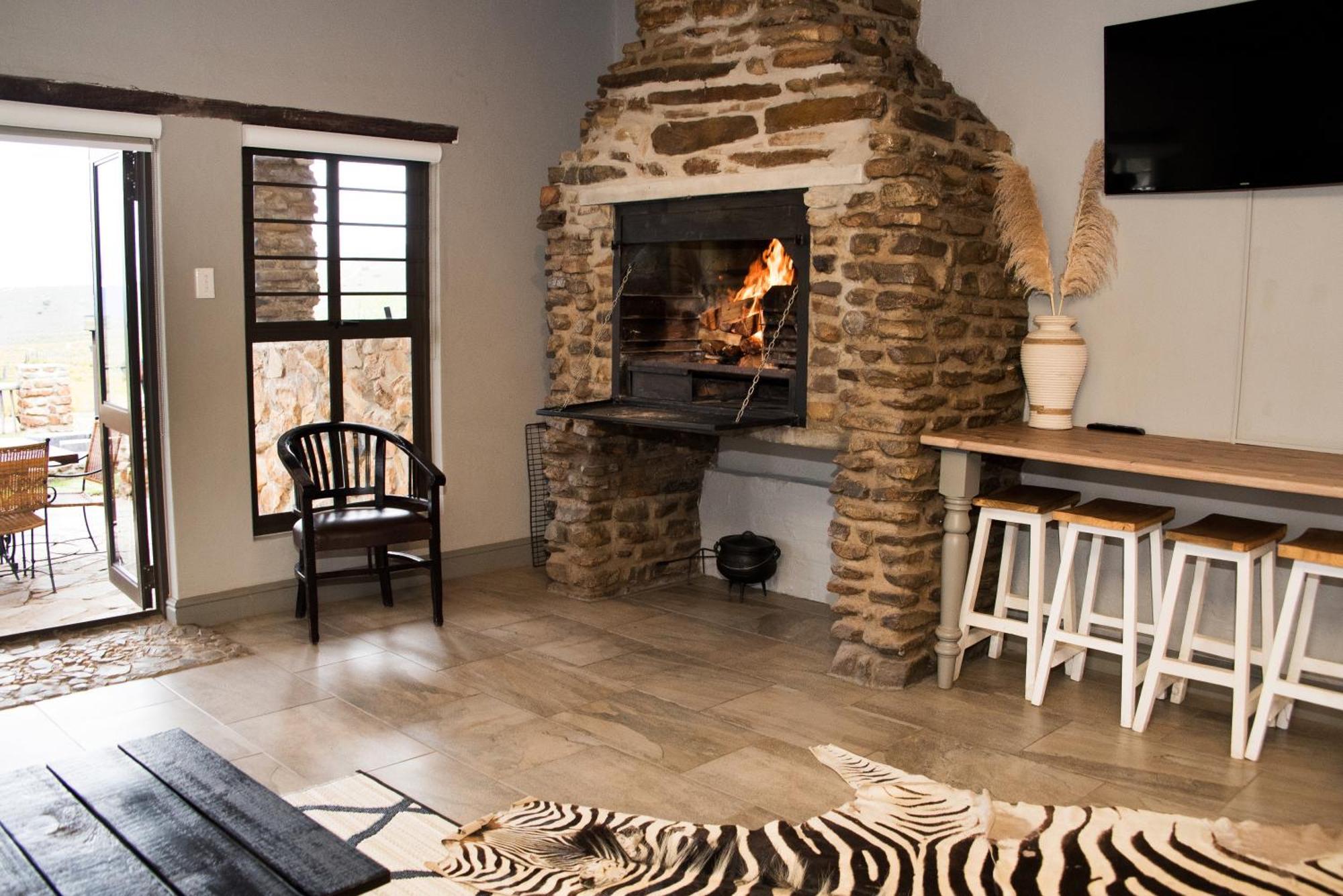 Desert Wind Private Guest And Game Farm Montagu Exteriör bild