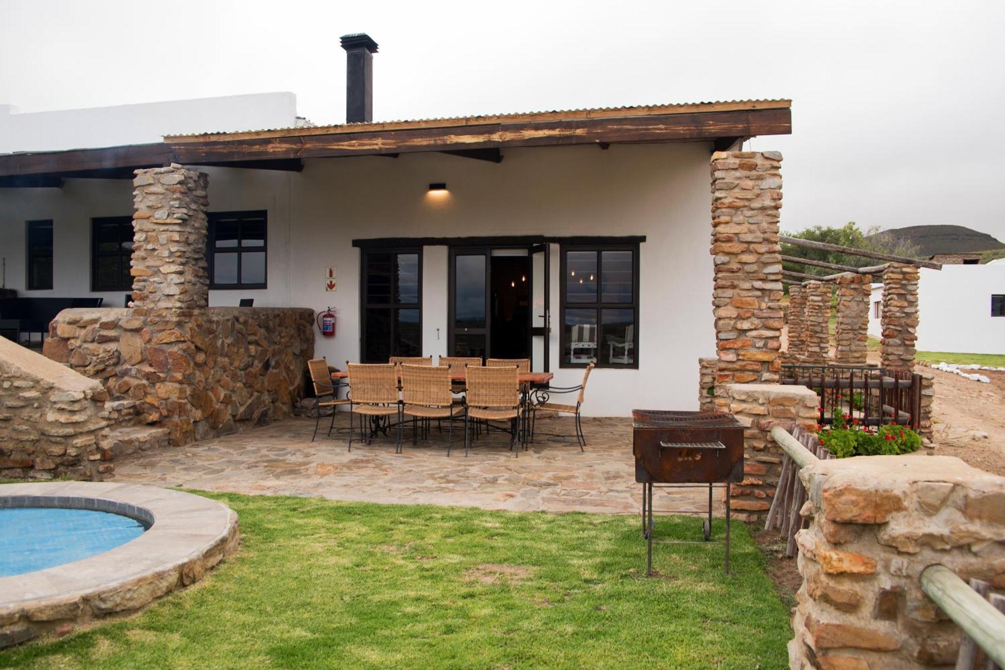 Desert Wind Private Guest And Game Farm Montagu Exteriör bild
