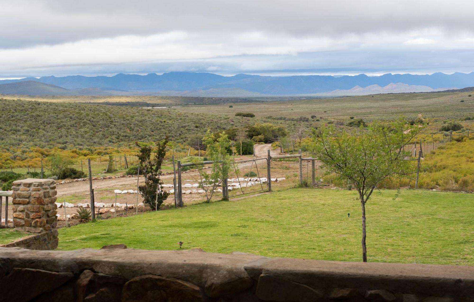 Desert Wind Private Guest And Game Farm Montagu Exteriör bild