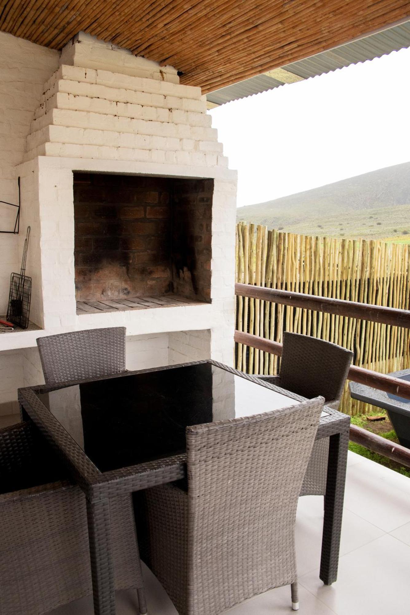 Desert Wind Private Guest And Game Farm Montagu Exteriör bild